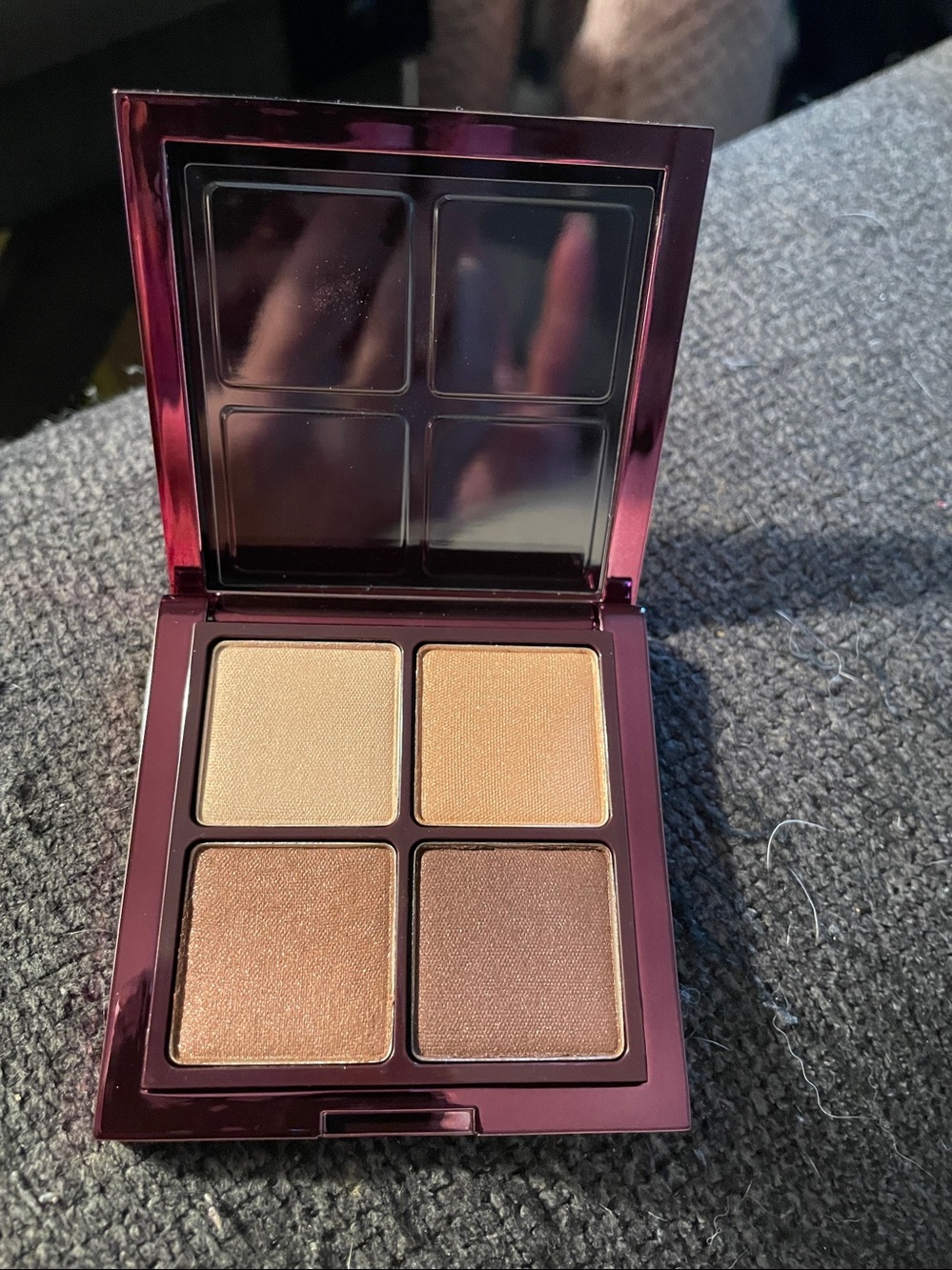 Clinique All About Shadow Limited-Edition Quad - Magenta Floral Packaging